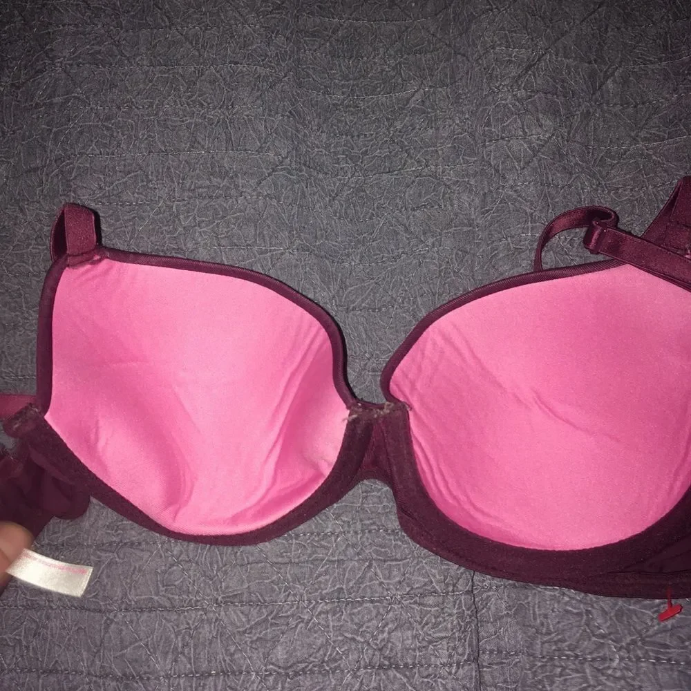VS Pink wear everywhere burgundy  lightly lined bra